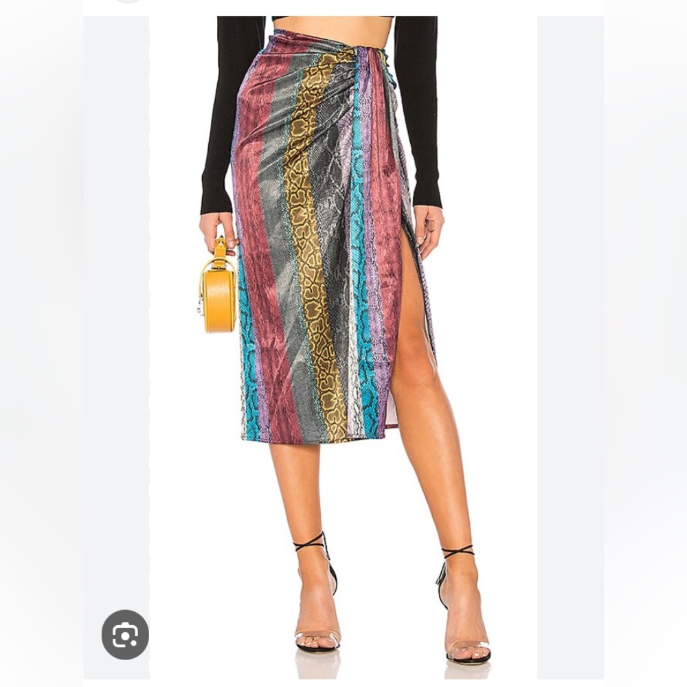 L’Academie the Maryam woman’s skirt in multi snake side slit side rushing sz M